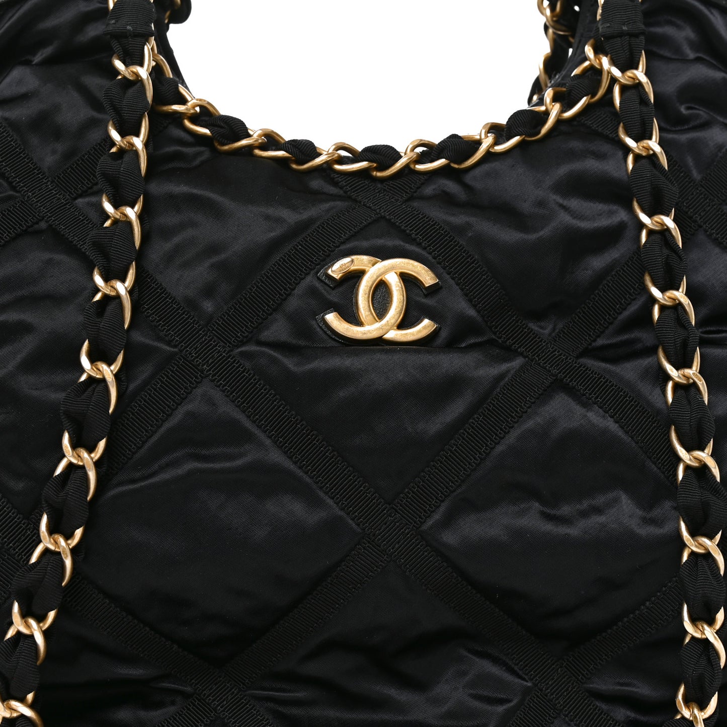 Nylon Grosgrain Quilted Lifestyle Shopping Tote Black