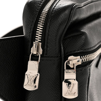 Louis Vuitton Taiga Monogram Outdoor Bumbag Black 12 of 13