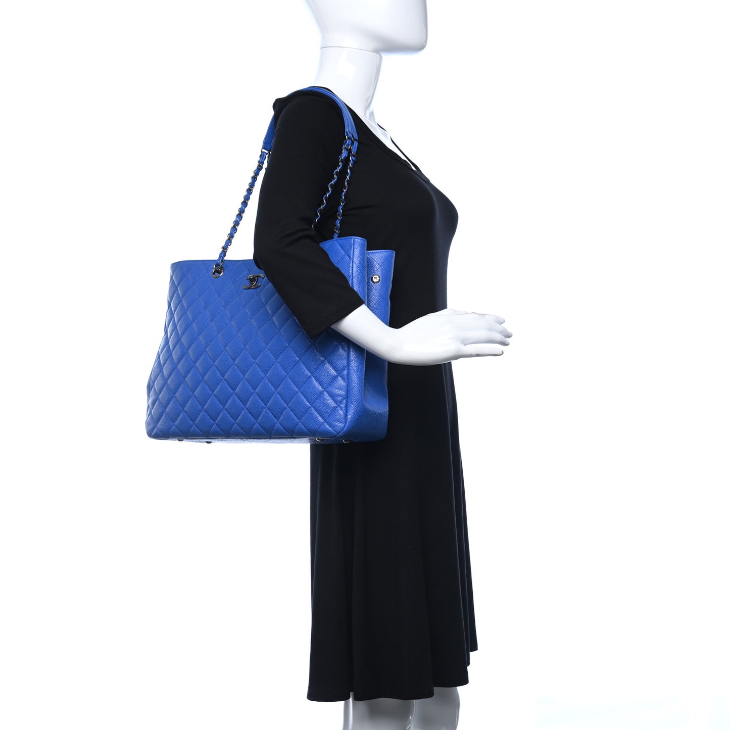 Caviar Quilted Large CC Shopping Tote Blue