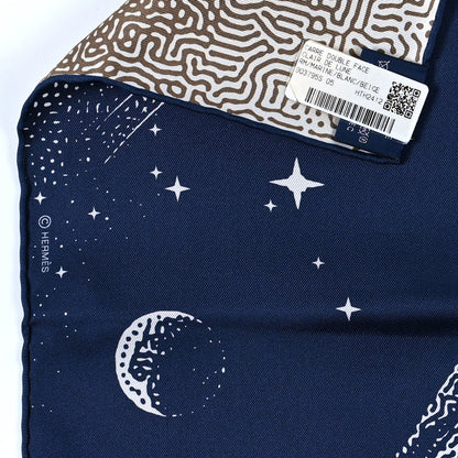 Hermes Silk Clair De Lune Double Face Scarf 90 Marine White Beige 3 of 4