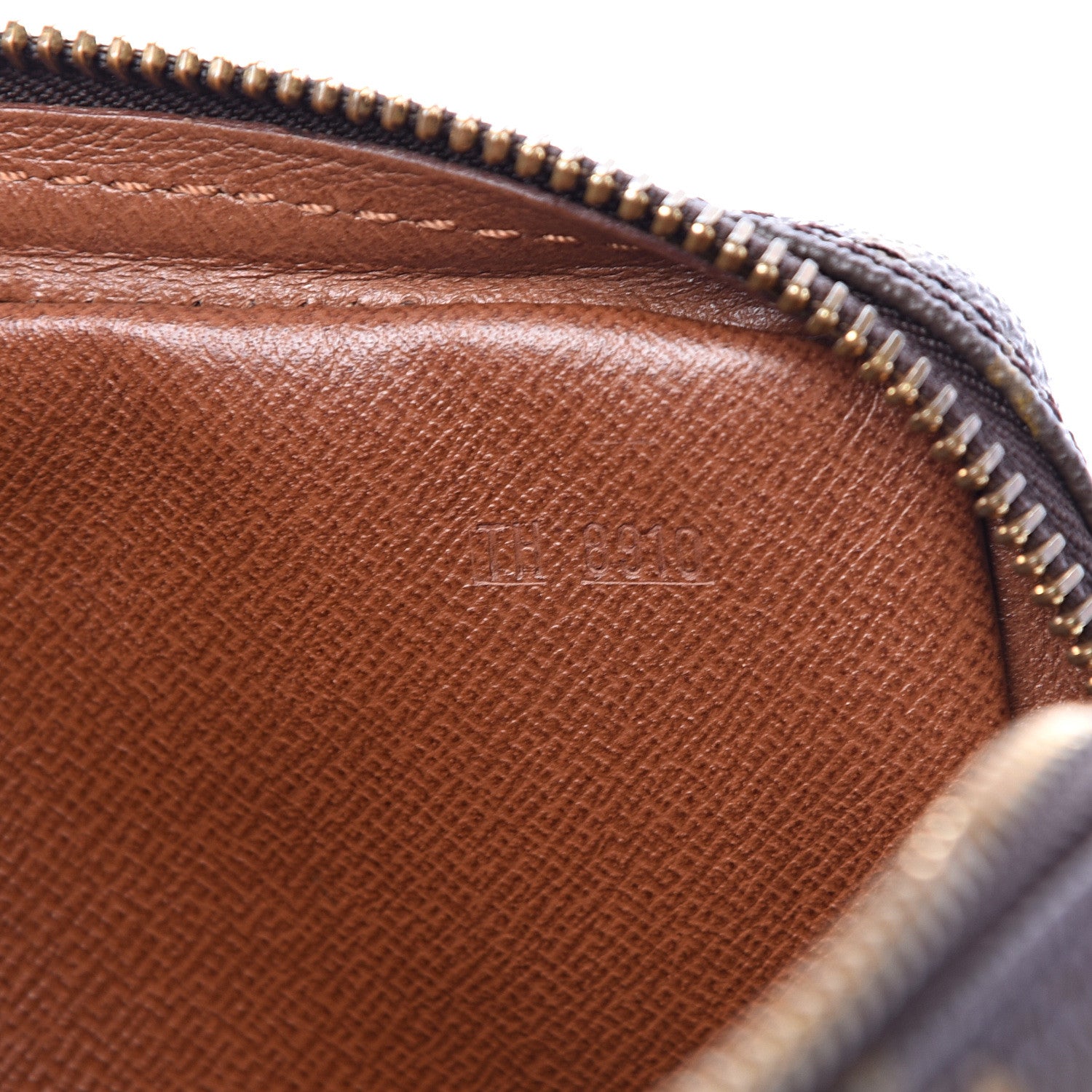 Louis Vuitton Monogram Pochette Marly Dragonne 22 6 of 10