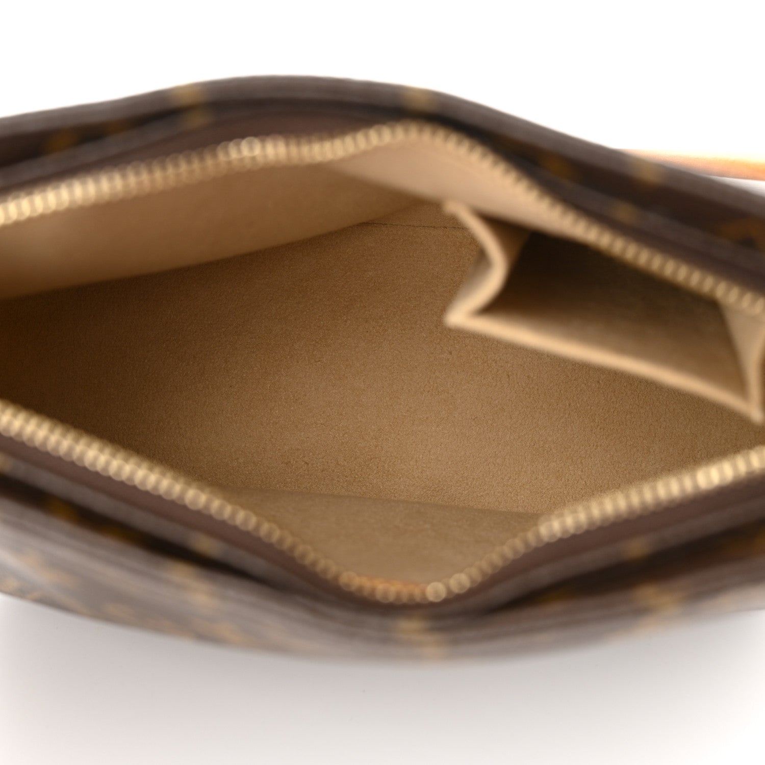 Louis Vuitton Monogram Looping MM 5 of 10