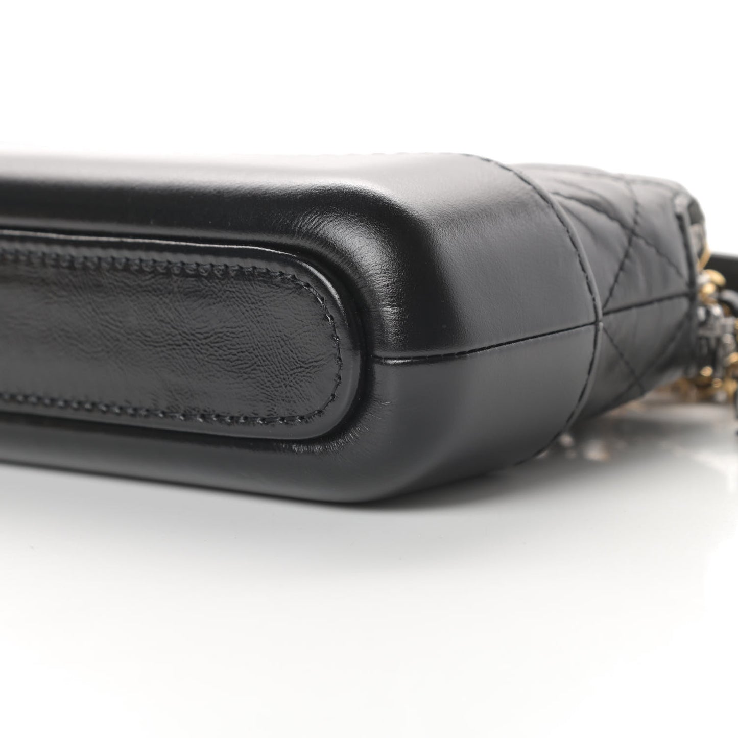 Aged Calfskin Quilted Small Gabrielle Clutch With Chain Black