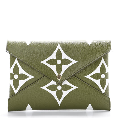 Louis Vuitton Monogram Giant Kirigami Pochette Set 2 of 11