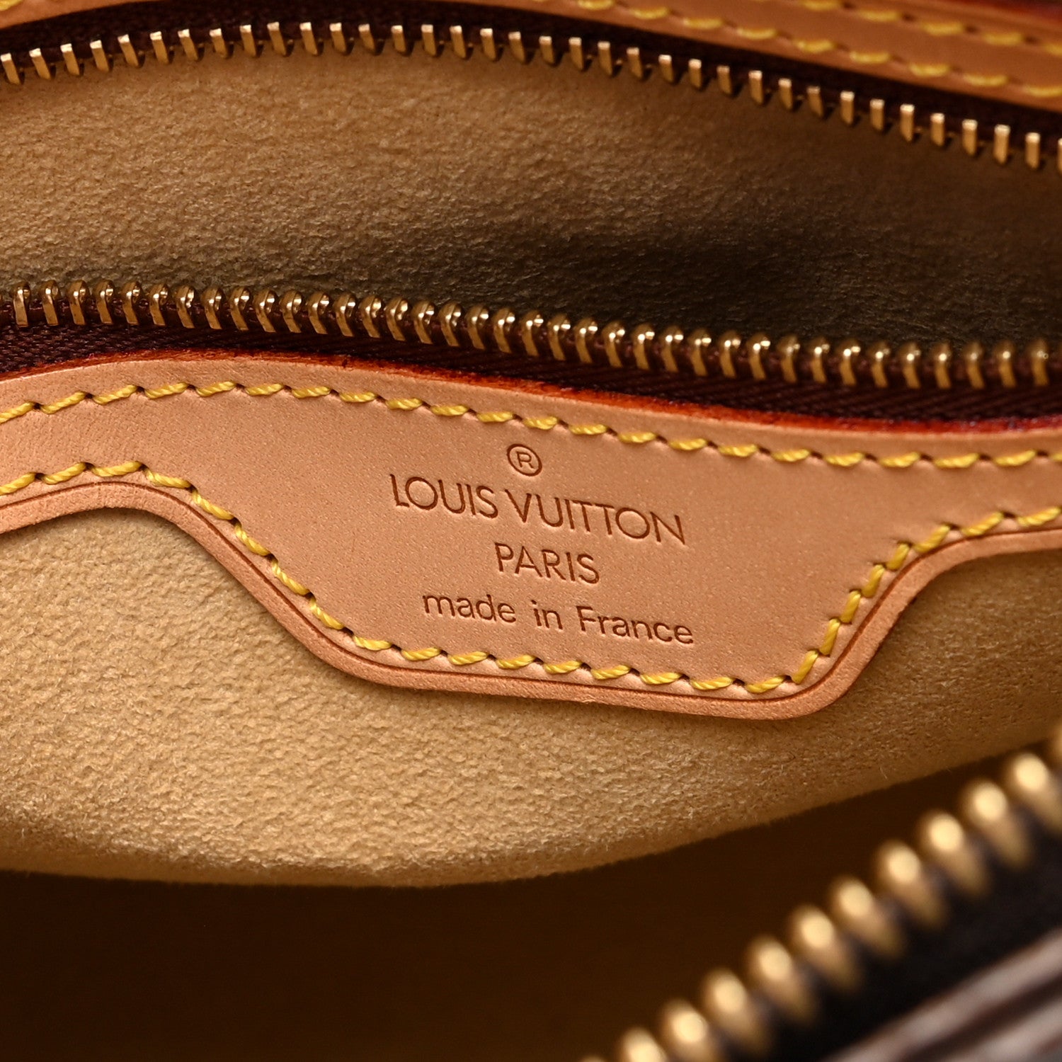 Louis Vuitton Monogram Looping MM 6 of 9