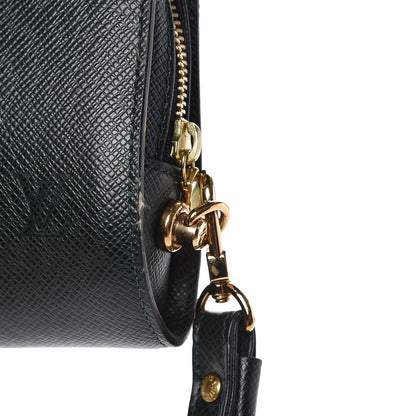 Louis Vuitton Taiga Baikal Pochette Epicea 9 of 10