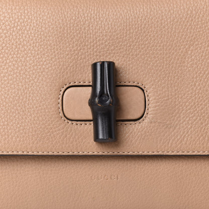 Gucci Pebbled Calfskin Bamboo Daily Clutch Camel 7 of 7