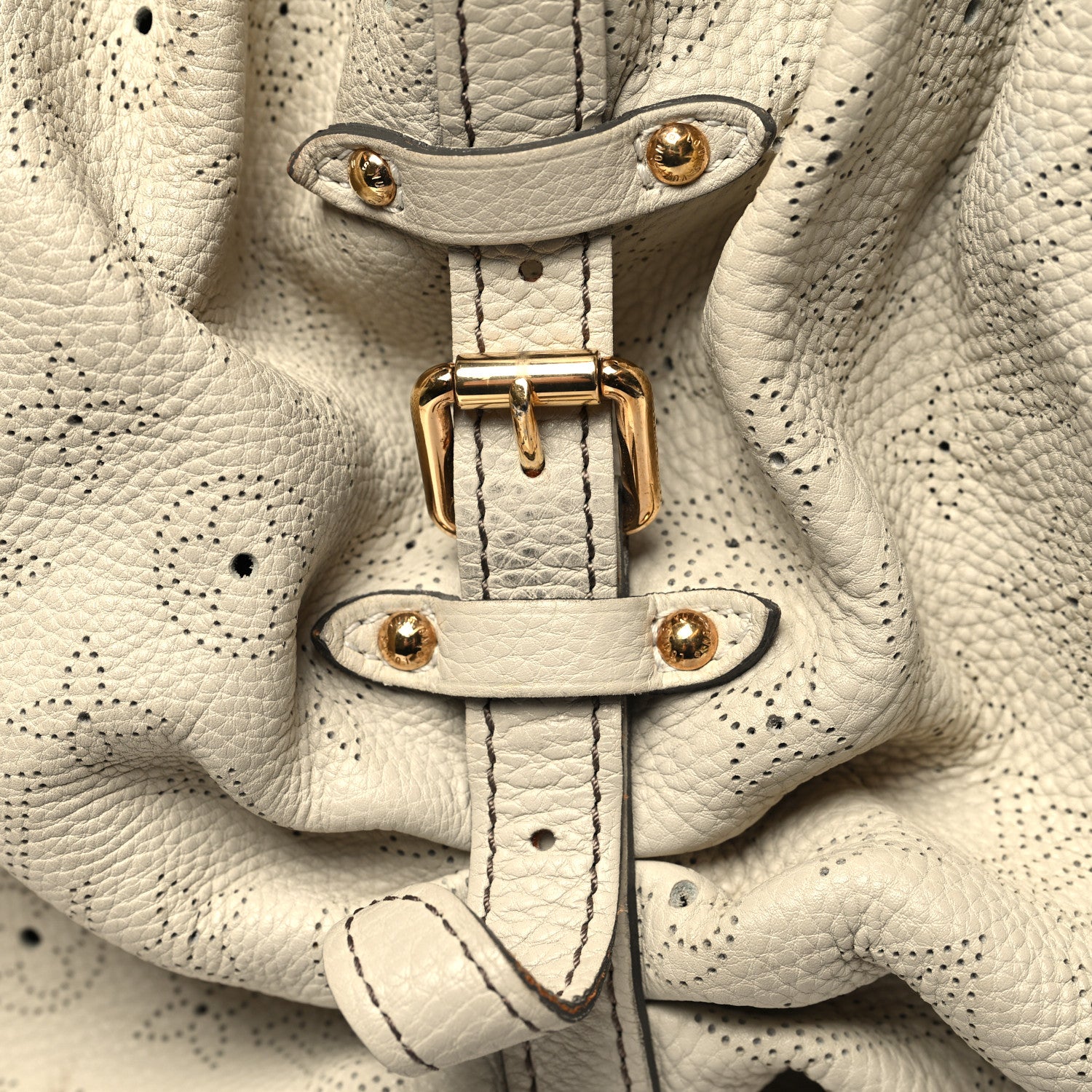 Louis Vuitton Mahina XXL Ivory 13 of 16