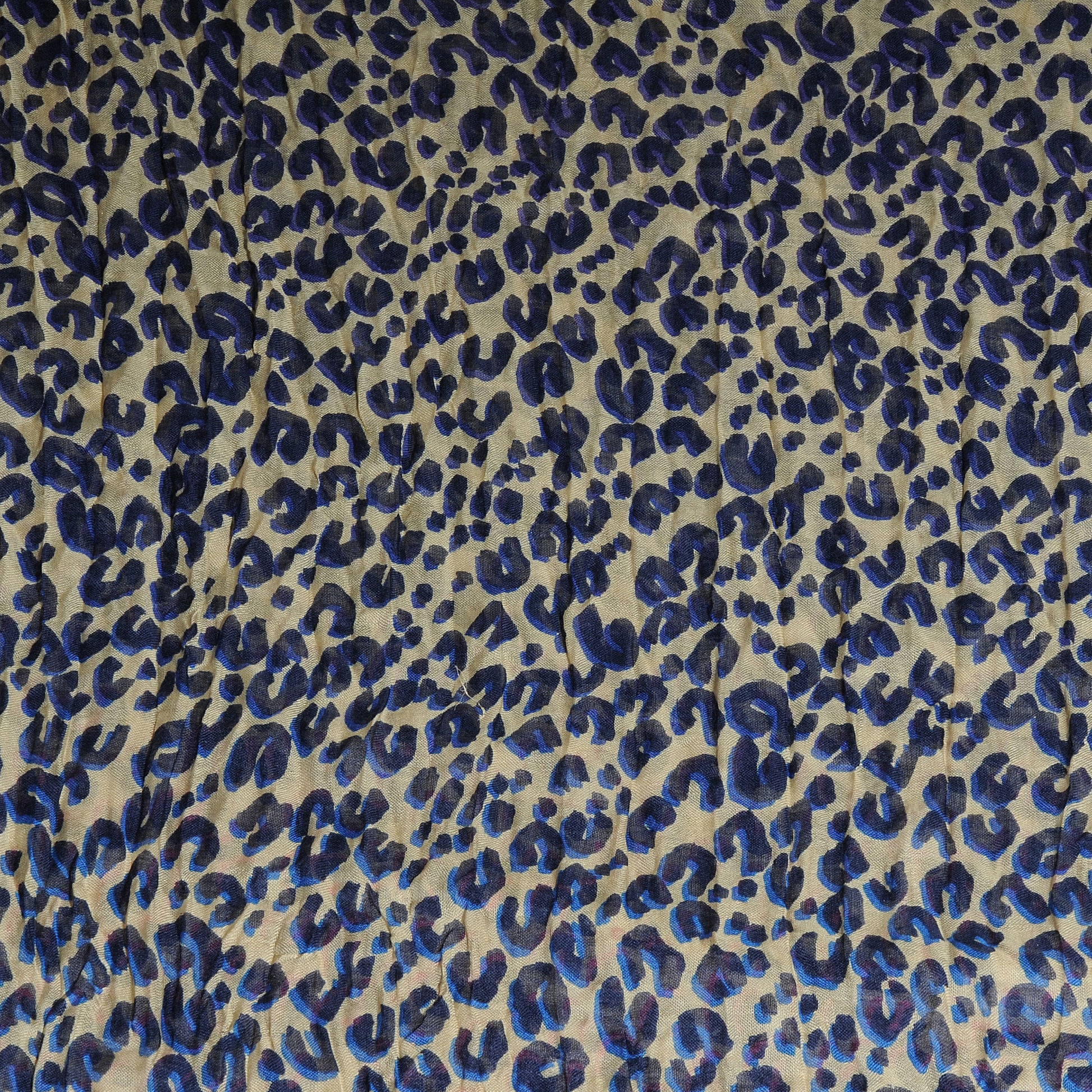 Louis Vuitton Cashmere Silk Leo Pop Stole Corail 2 of 8