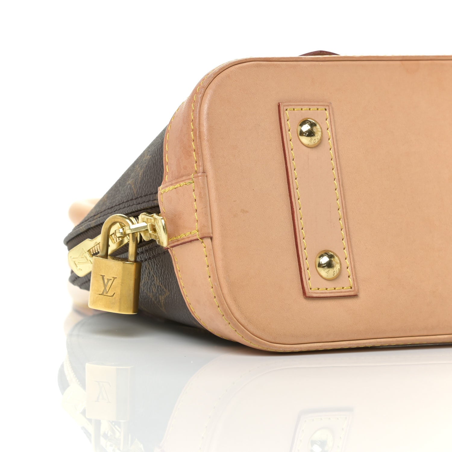Louis Vuitton Monogram Alma BB 8 of 22