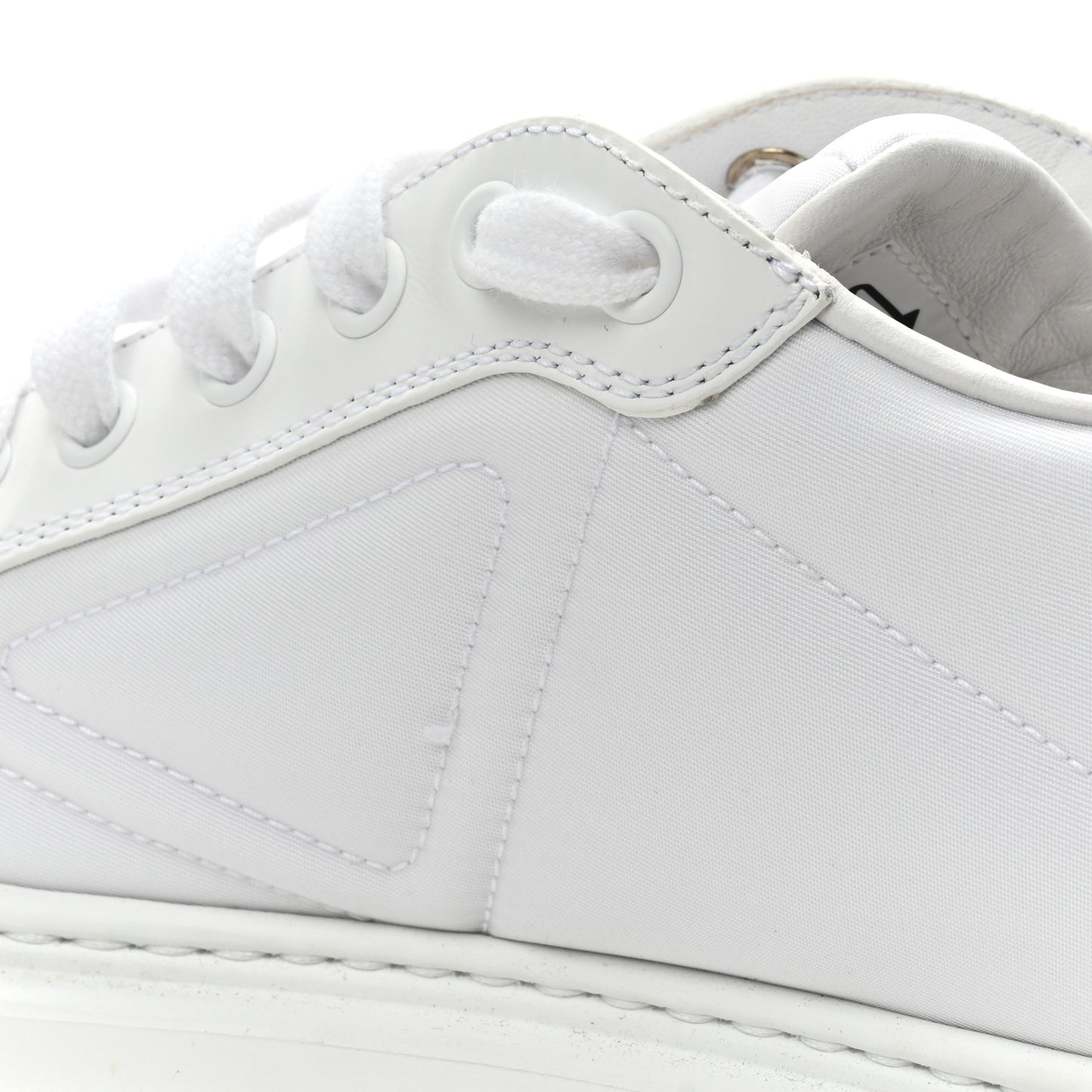 Re-Nylon Spazzolato Rubber Triangle Logo Macro Quilted Mens 35mm Platform Sneakers 39 White