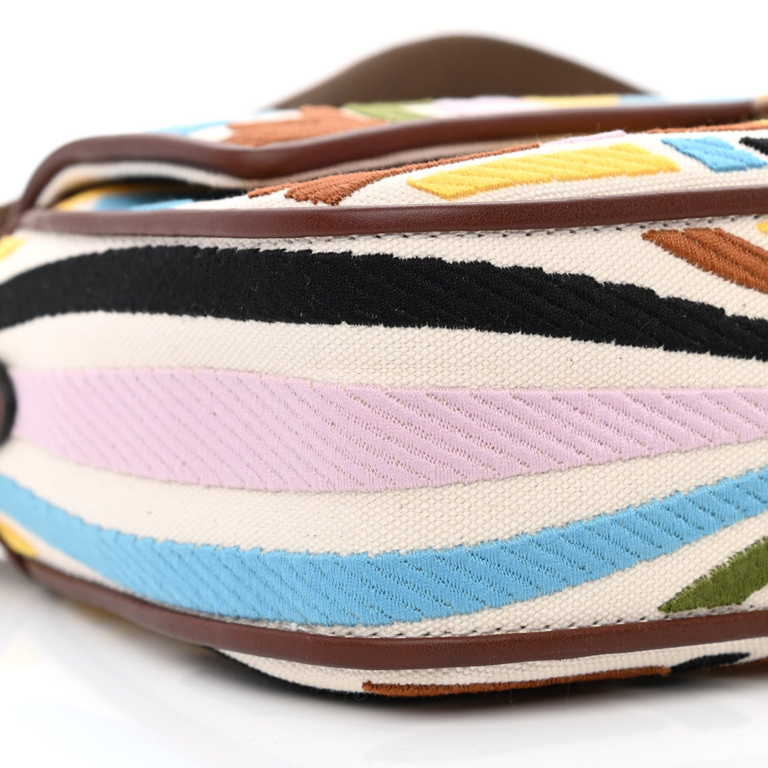 Fendi X SARA COLEMAN Canvas Vitello King Seta FF Fish Eye Embroidered Baguette Grezzo Multicolor Ghianda 10 of 11