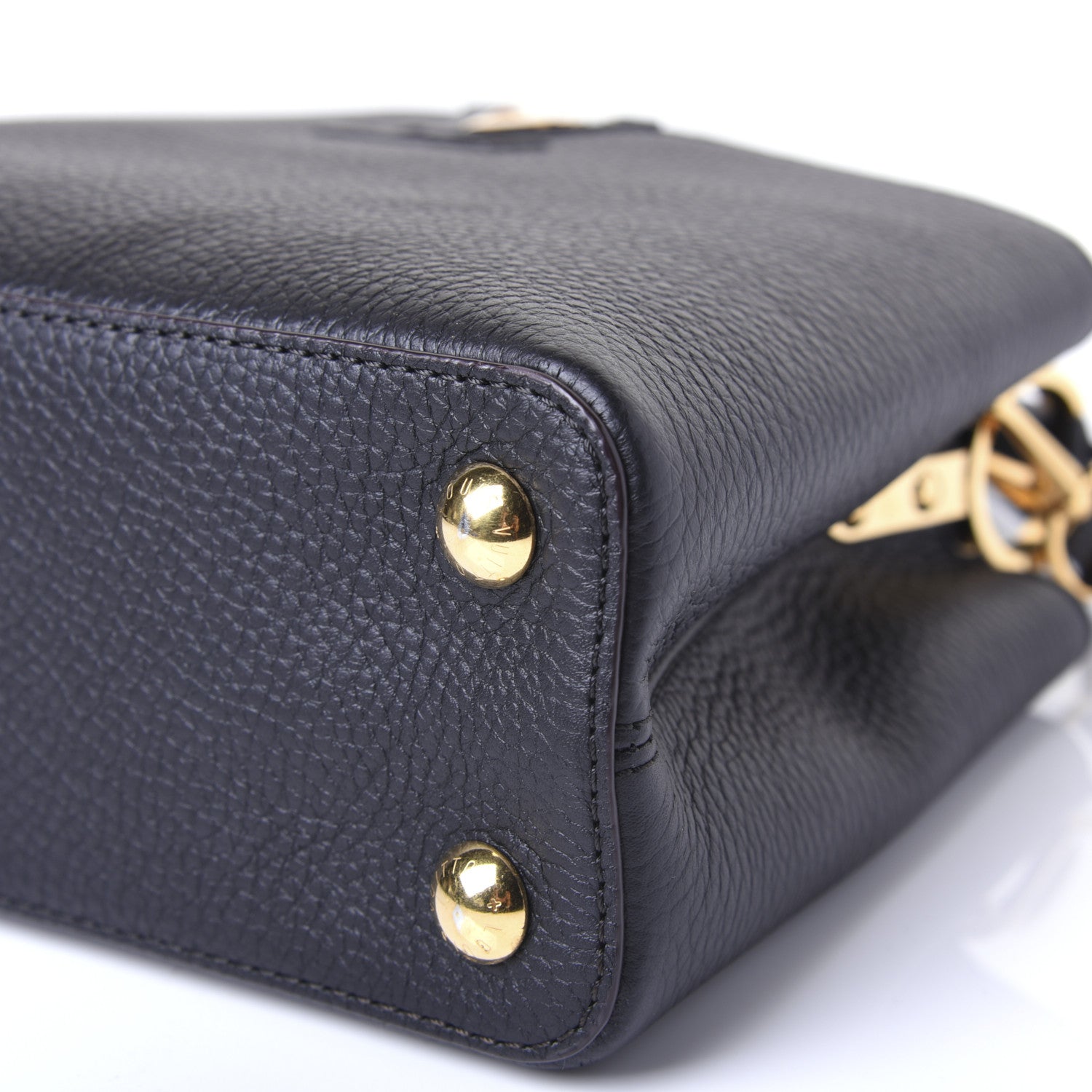Louis Vuitton Taurillon Capucines BB Black 7 of 12