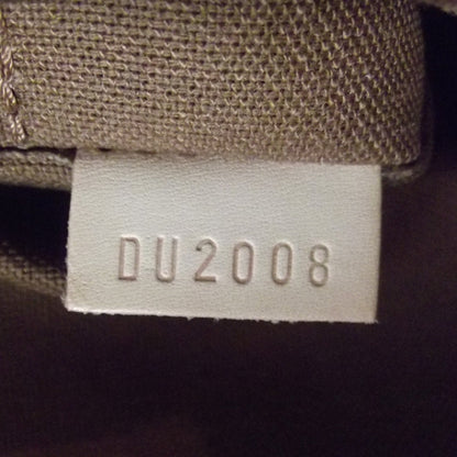 Louis Vuitton Monogram Cabas Beaubourg 8 of 9