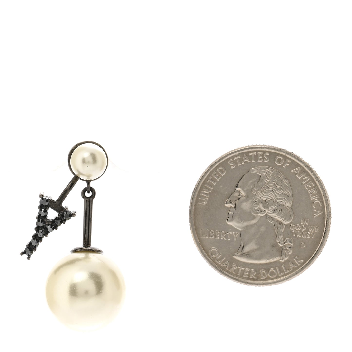 Crystal Pearl My ABCDior Y Tribale Earring Black Silver