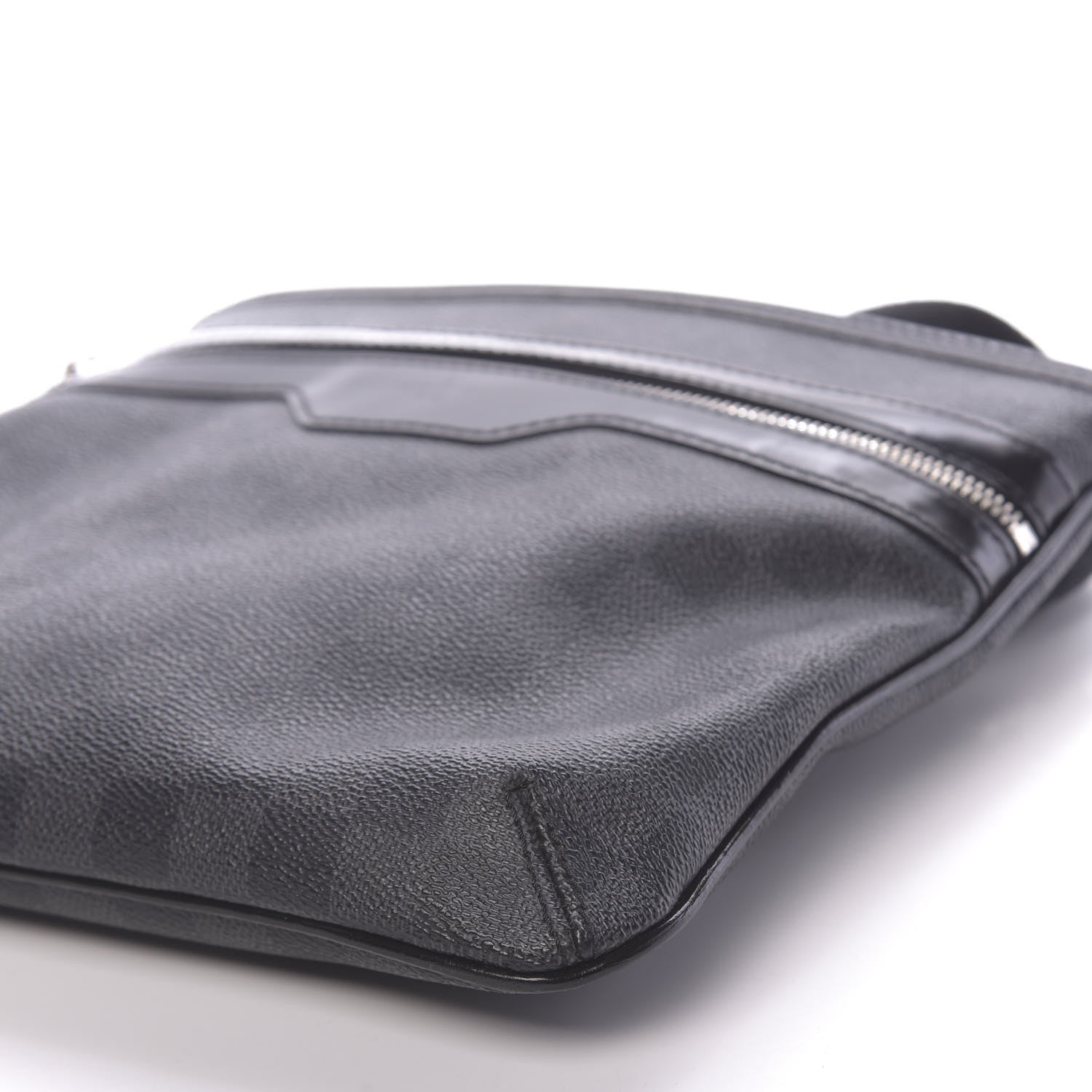 Louis Vuitton Damier Graphite Thomas 7 of 8