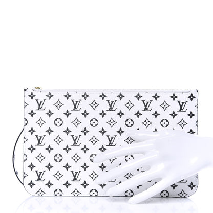 Louis Vuitton Monogram Giant Neverfull MM GM Pochette White 2 of 6