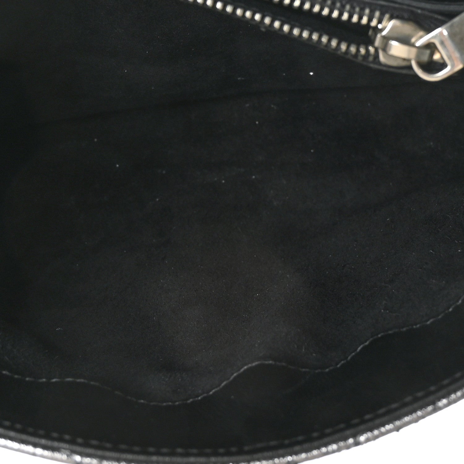 Saint Laurent Metallic Calfskin Y Quilted Monogram Small Loulou Chain Satchel Acciaio 5 of 11