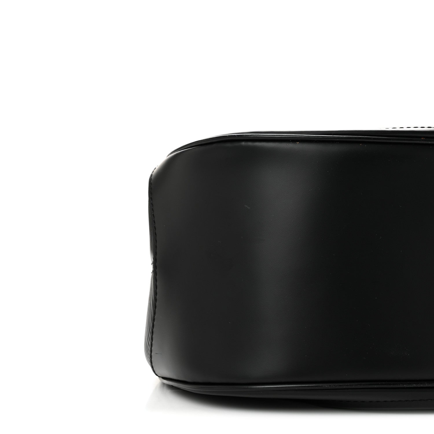 Louis Vuitton Epi Montaigne Sac Black 8 of 9