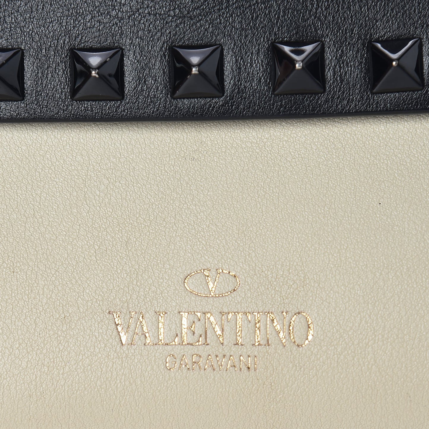 Vitello Rockstud Double Flap Crossbody Bag Black Light Ivory