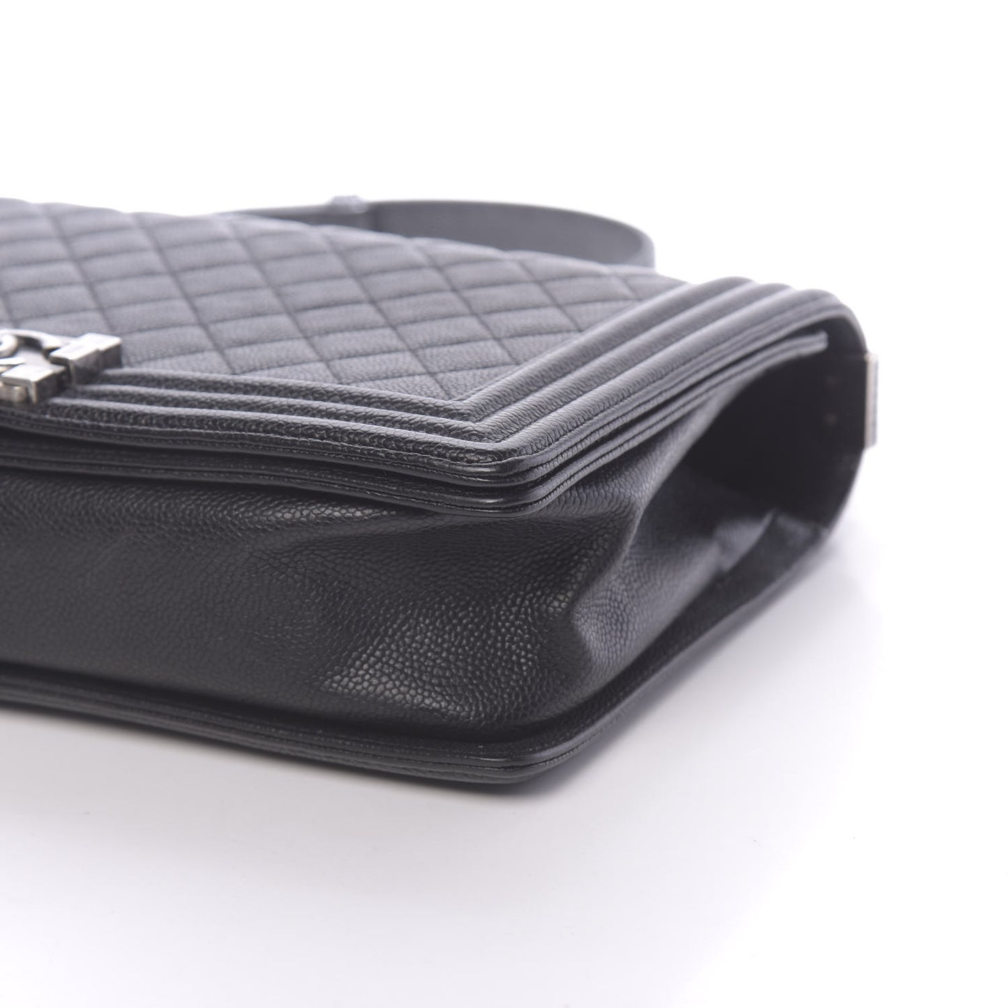 Caviar Quilted New Medium Boy Flap Black