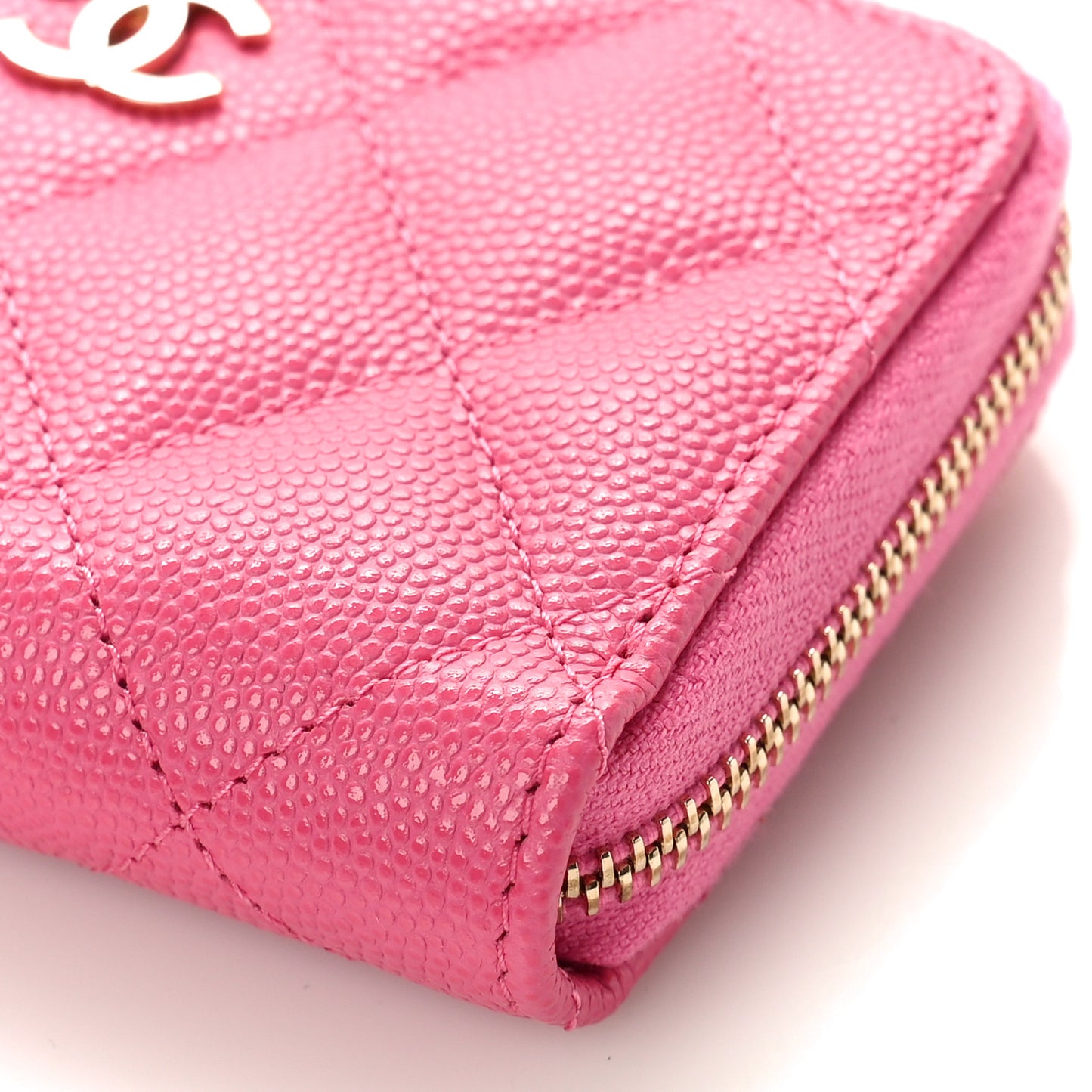 Caviar Quilted Zip Coin Purse Pink