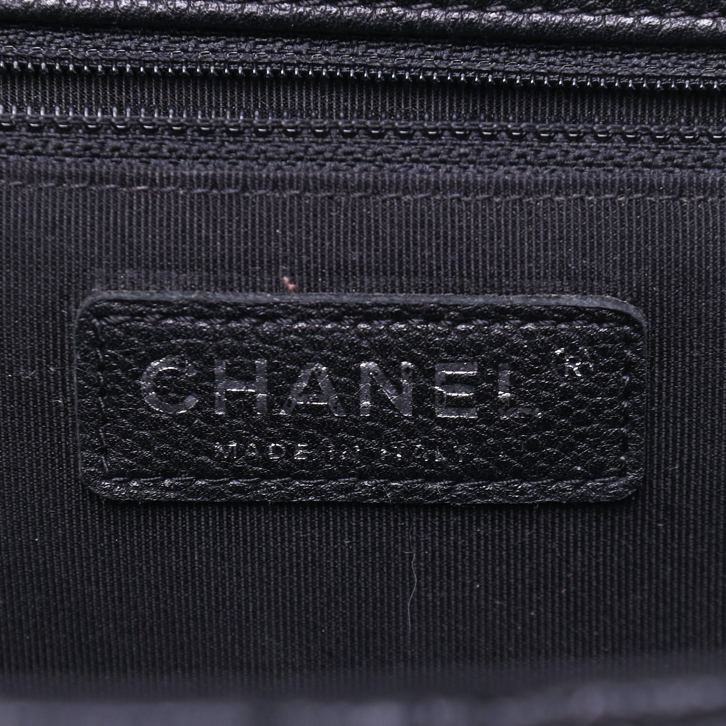 Caviar Chevron Quilted Large Puffy CC Flap Black