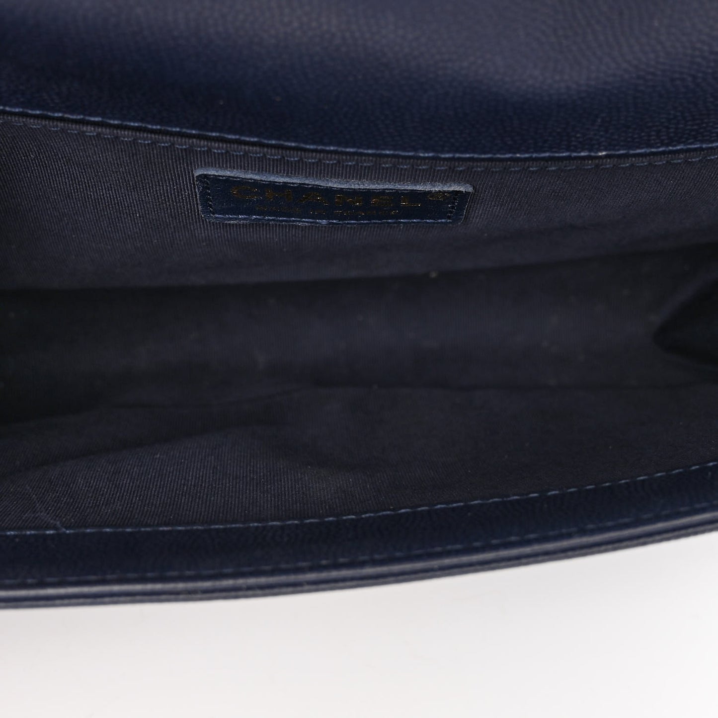 Caviar Quilted Medium Boy Flap Navy