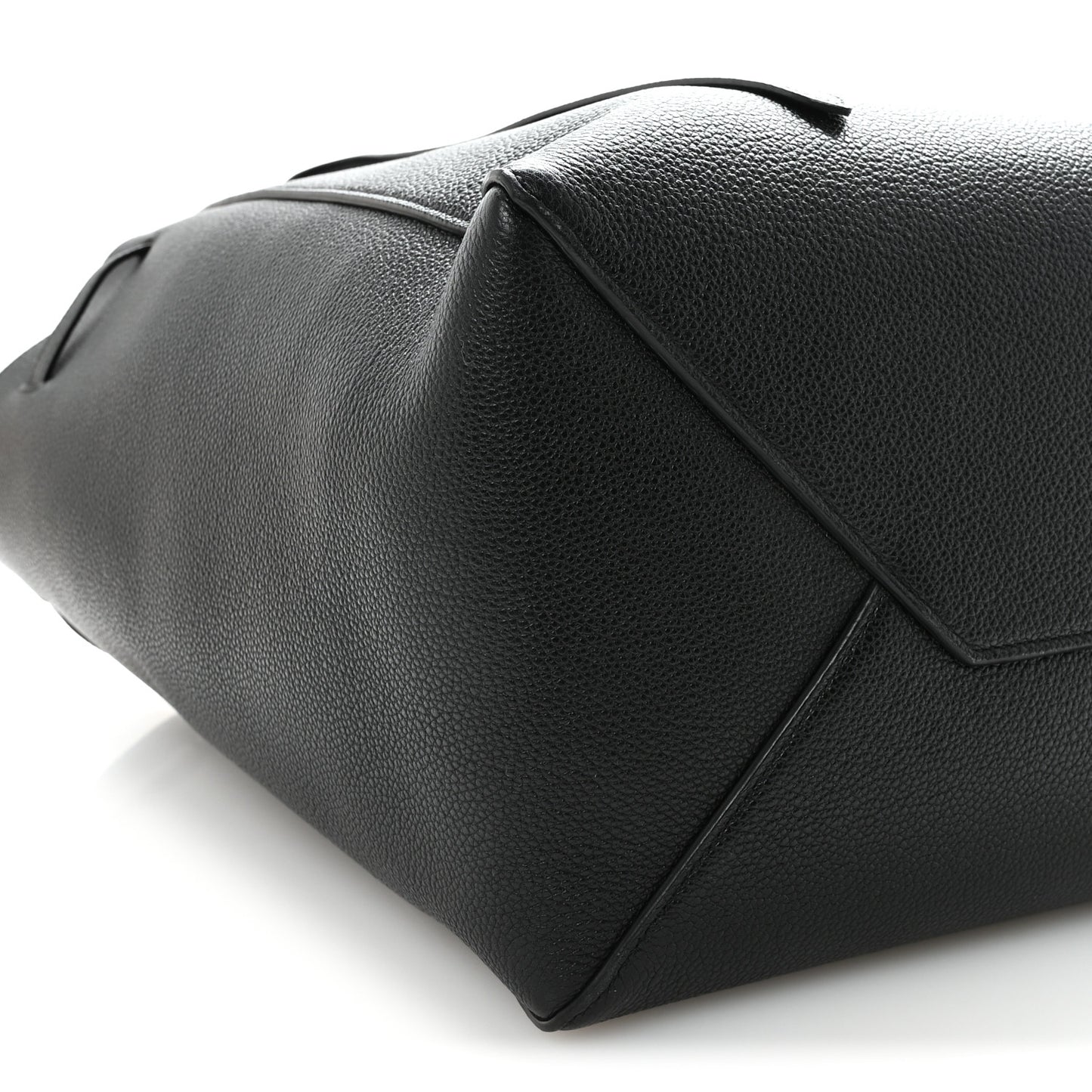 Soft Grained Calfskin Small Belt Cabas Phantom Black