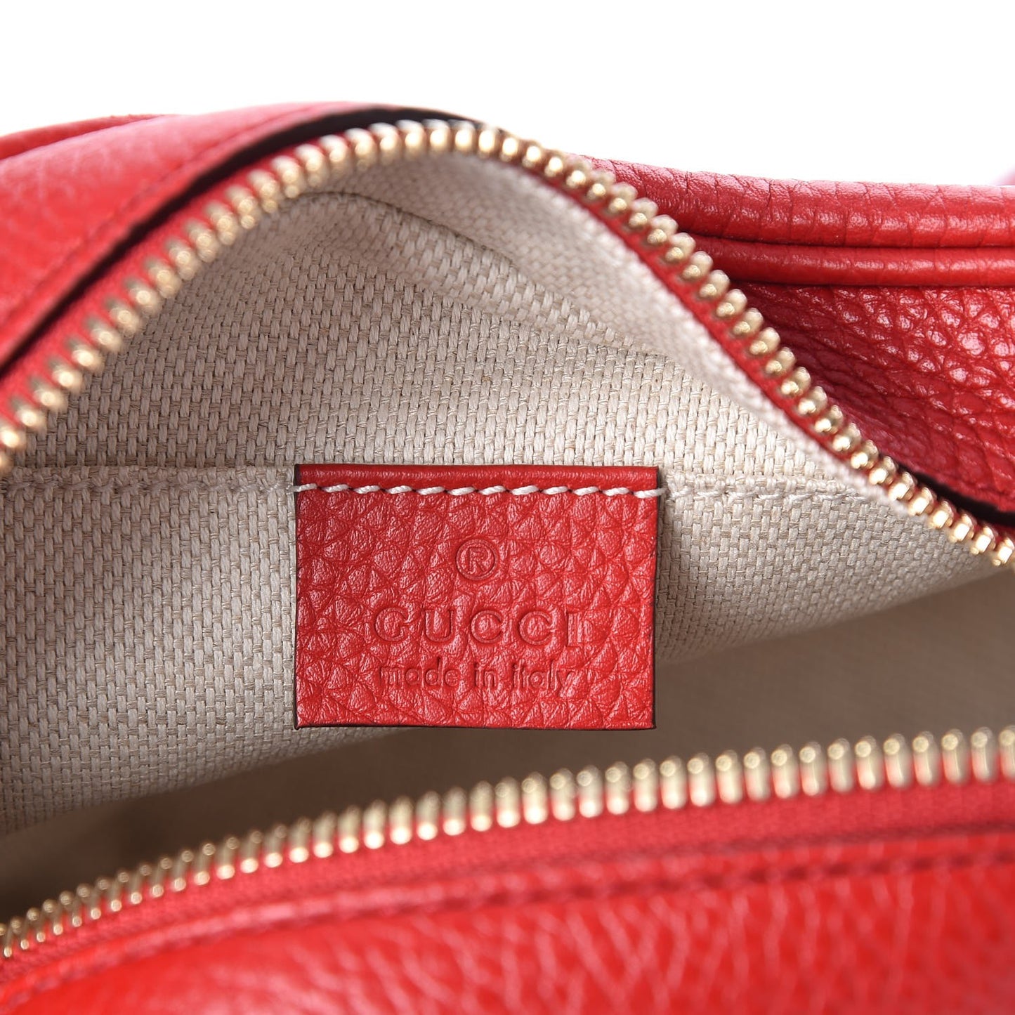 Pebbled Calfskin Small Soho Disco Bag Tabasco Red