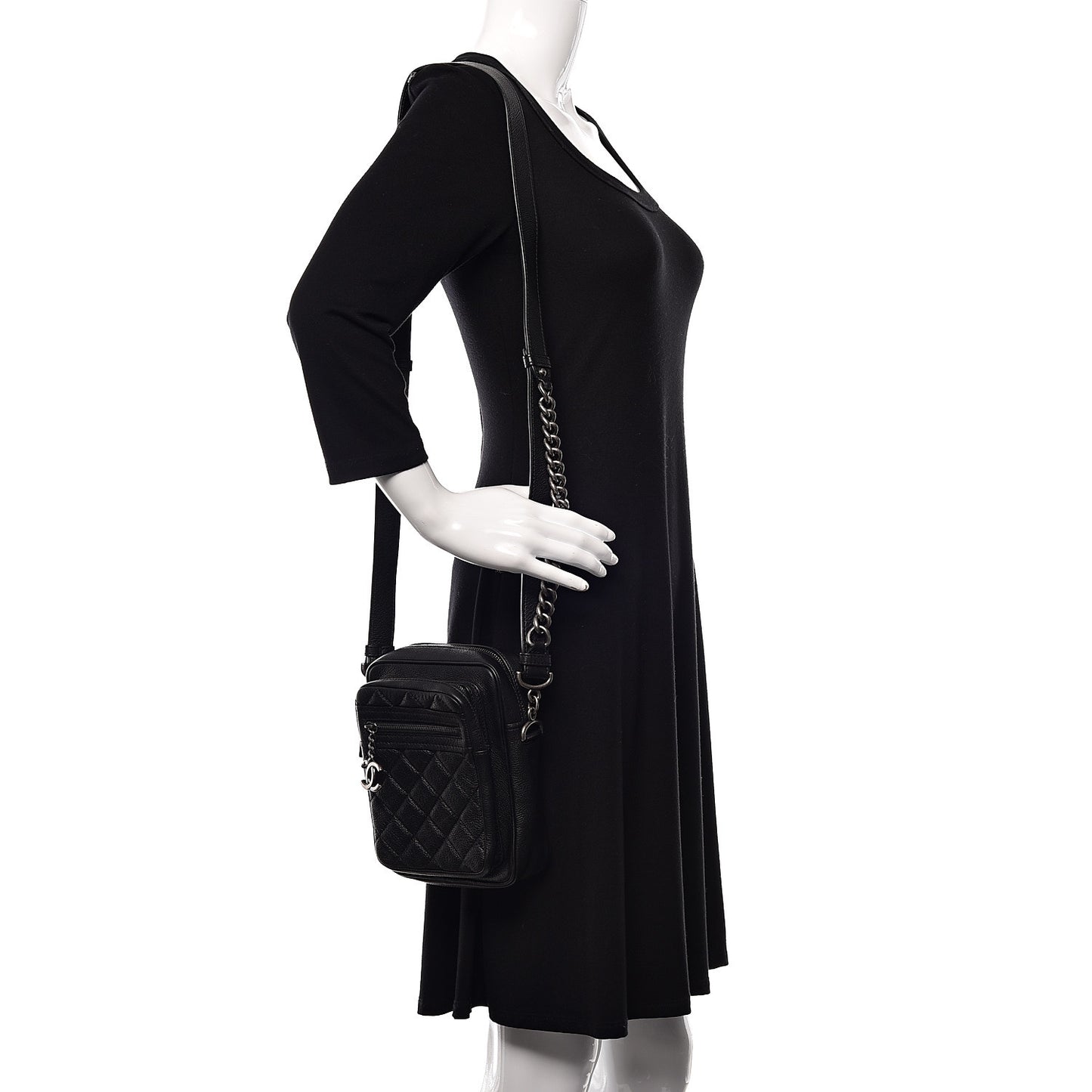 Calfskin Business Trip Vertical Camera Case Black