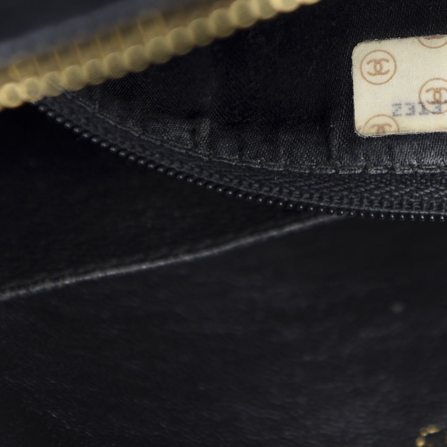 Lambskin Quilted CC Tassel Camera Case Black