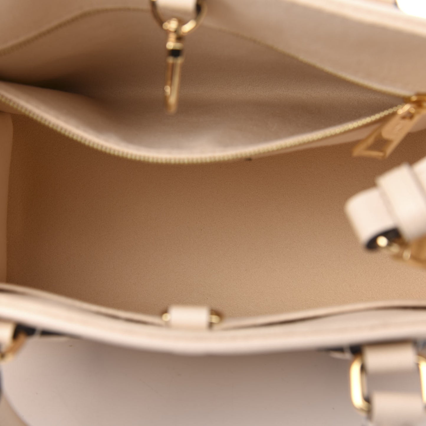 Empreinte Monogram Giant Onthego PM Creme Bois De Rose
