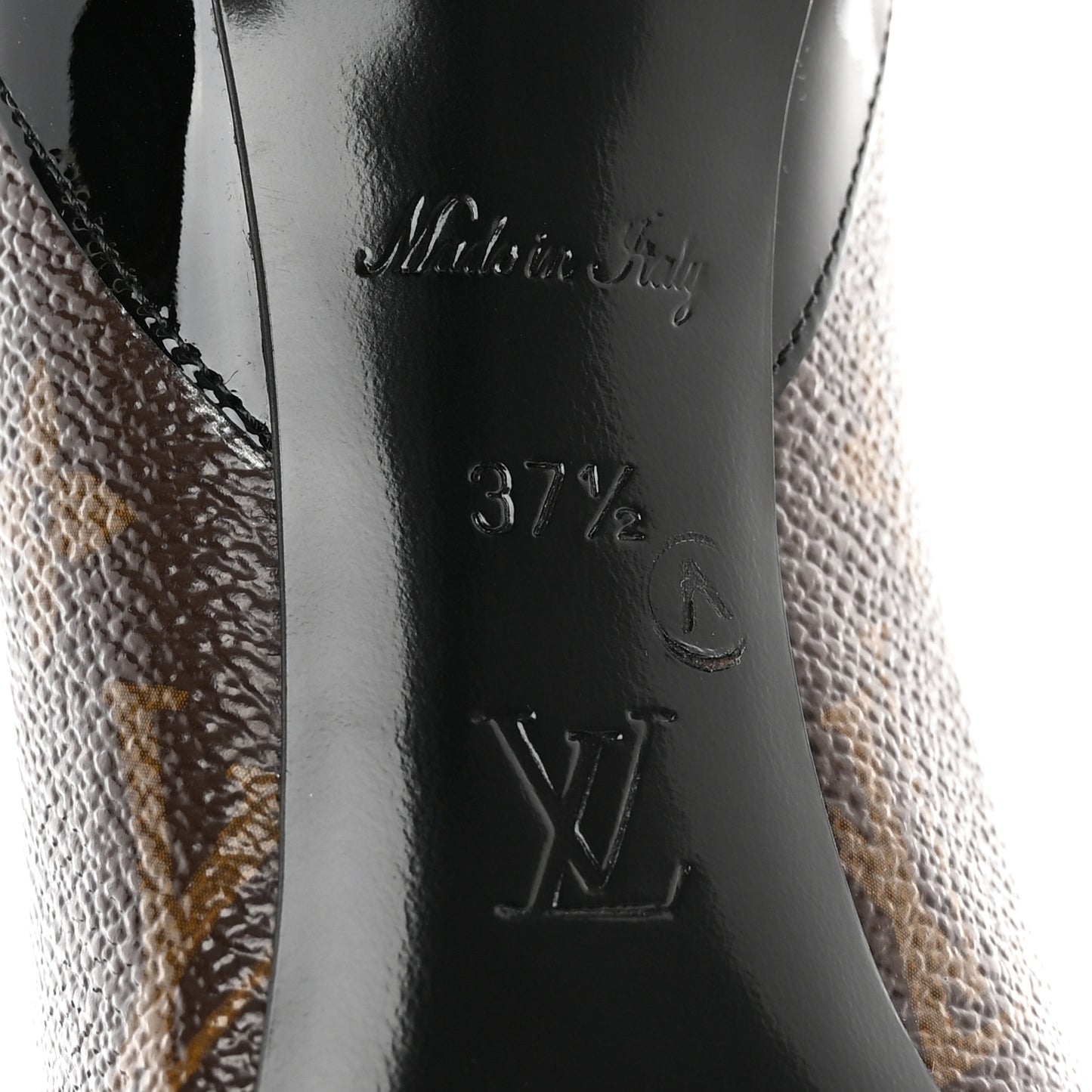 Monogram Cherie Pumps 37.5 Black