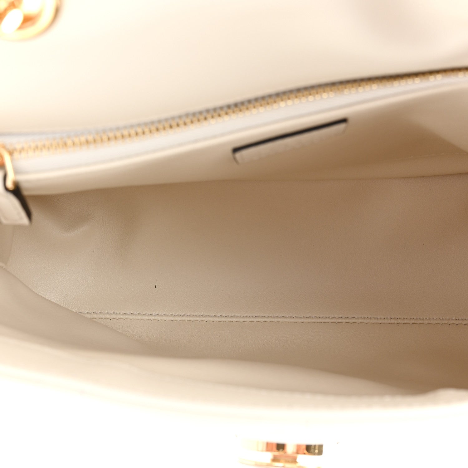 Gucci Calfskin Quilted Small Deco Shoulder Bag Mystic White 5 of 13