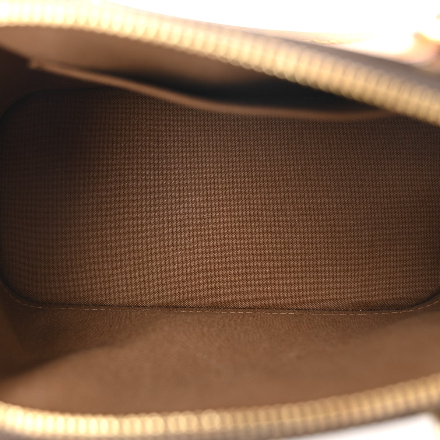 Monogram Alma BB