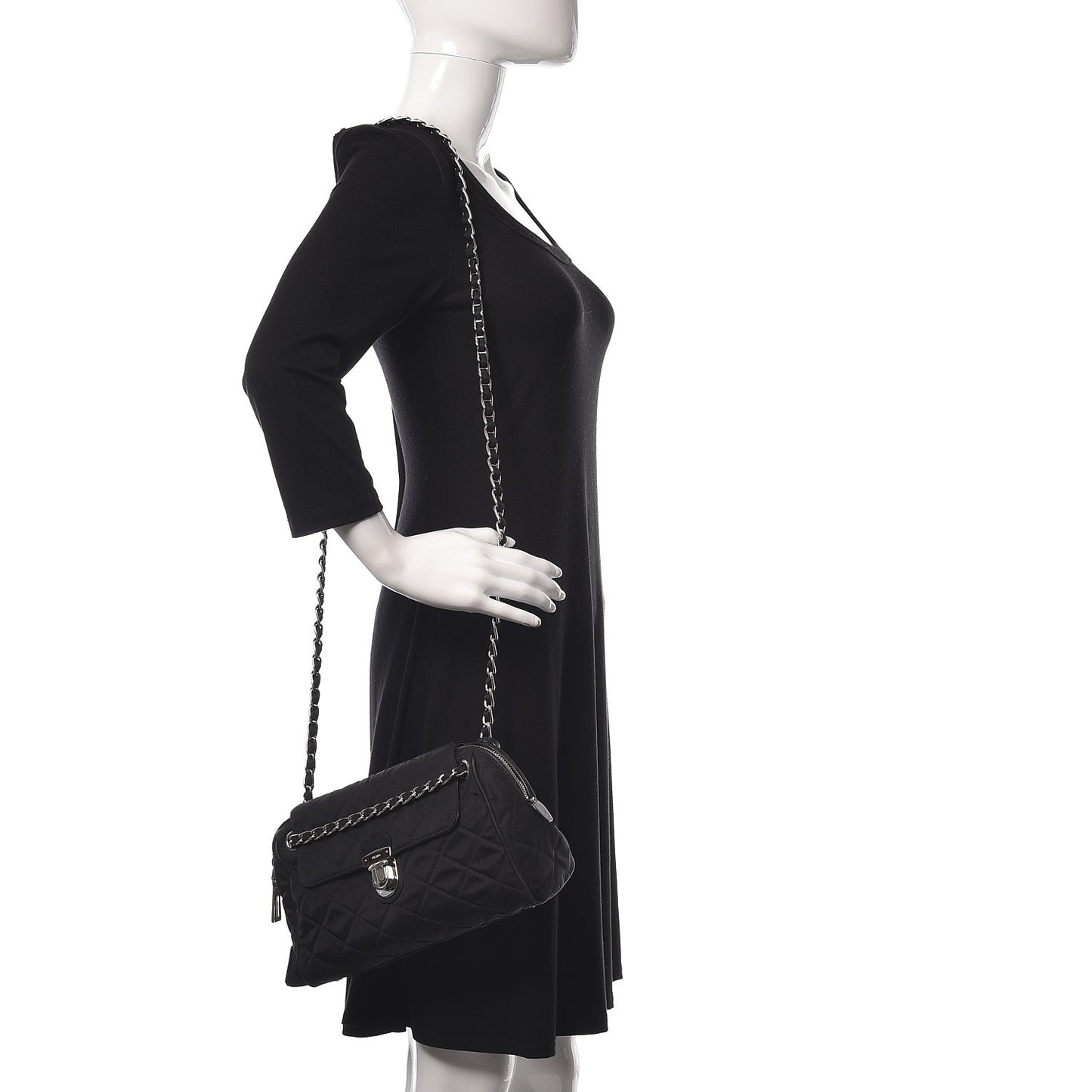 Nylon Tessuto Impuntu Quilted Flap Black