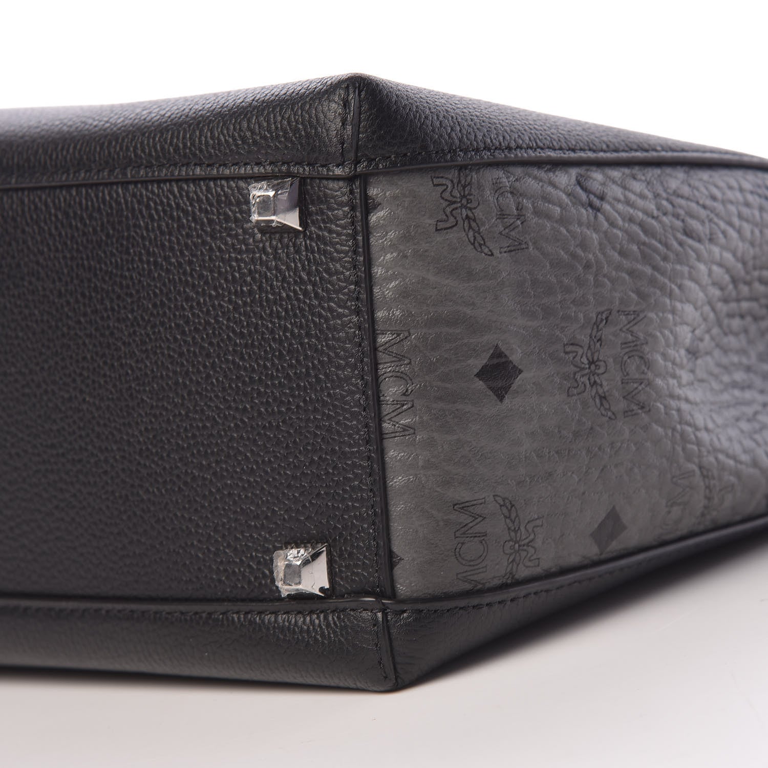 MCM Grained Calfskin Visetos Medium Sarah Hobo Black 9 of 9