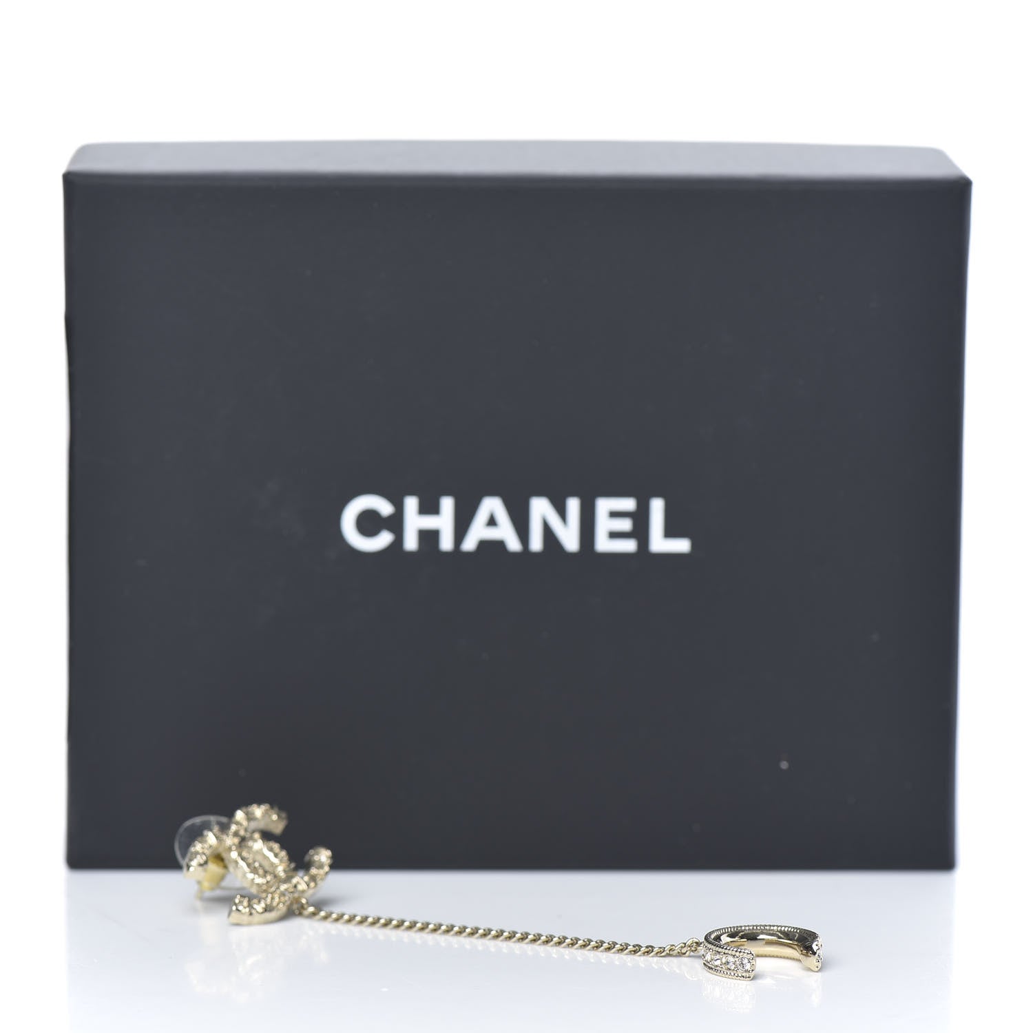 Chanel Crystal CC Cuff Single Earring Gold 5 of 5