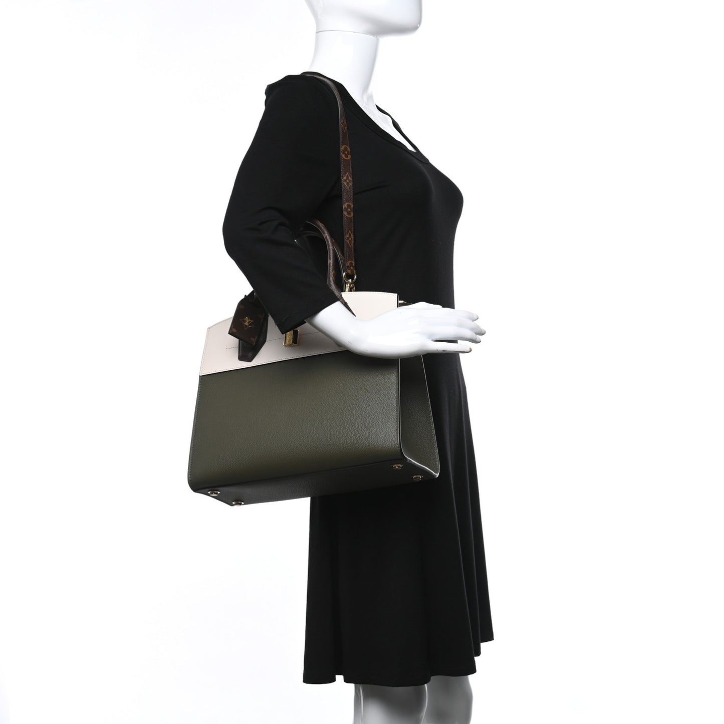 Monogram Calfskin City Steamer MM Kaki