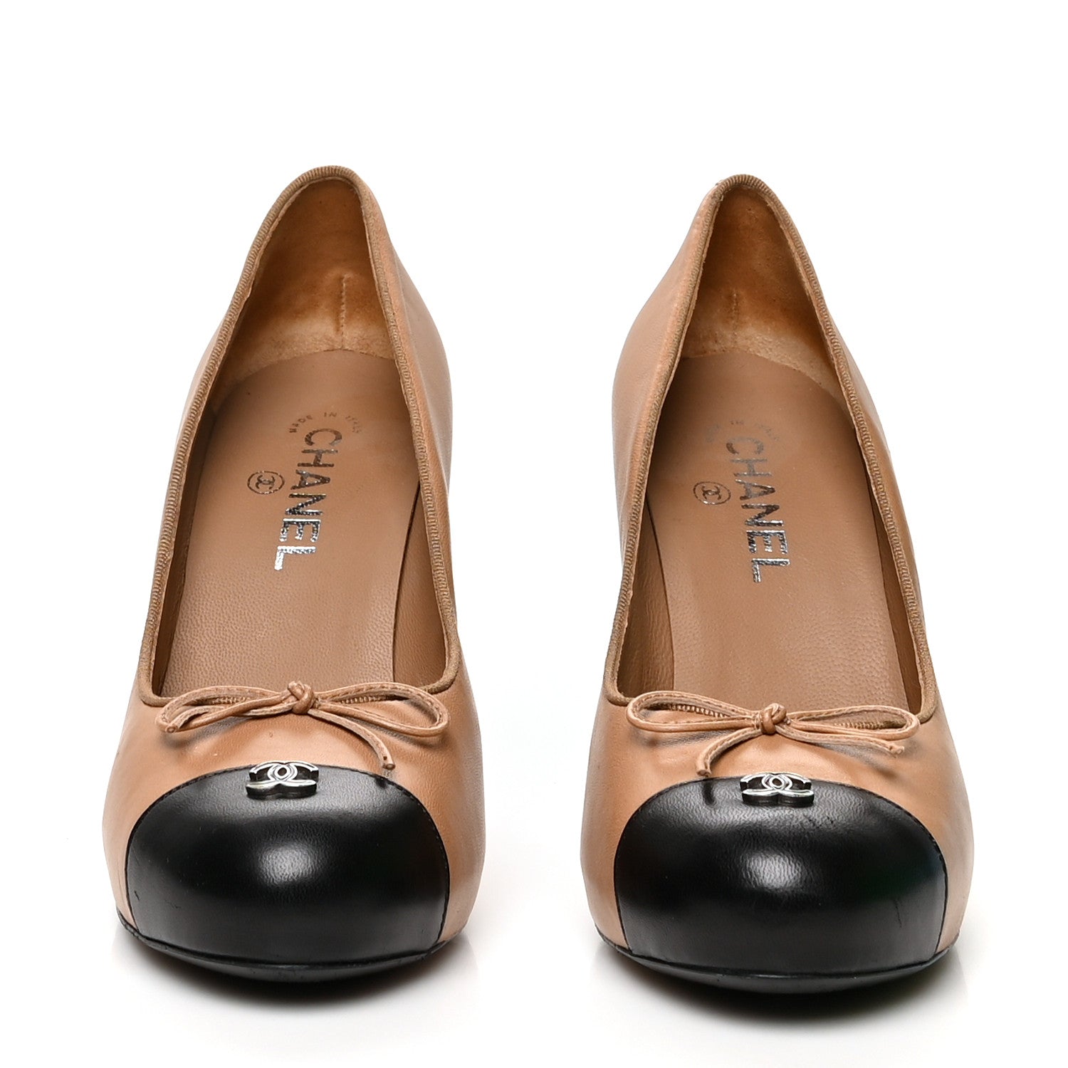 Chanel Lambskin Bow Cap Toe CC Pumps 40 Beige Black 2 of 8