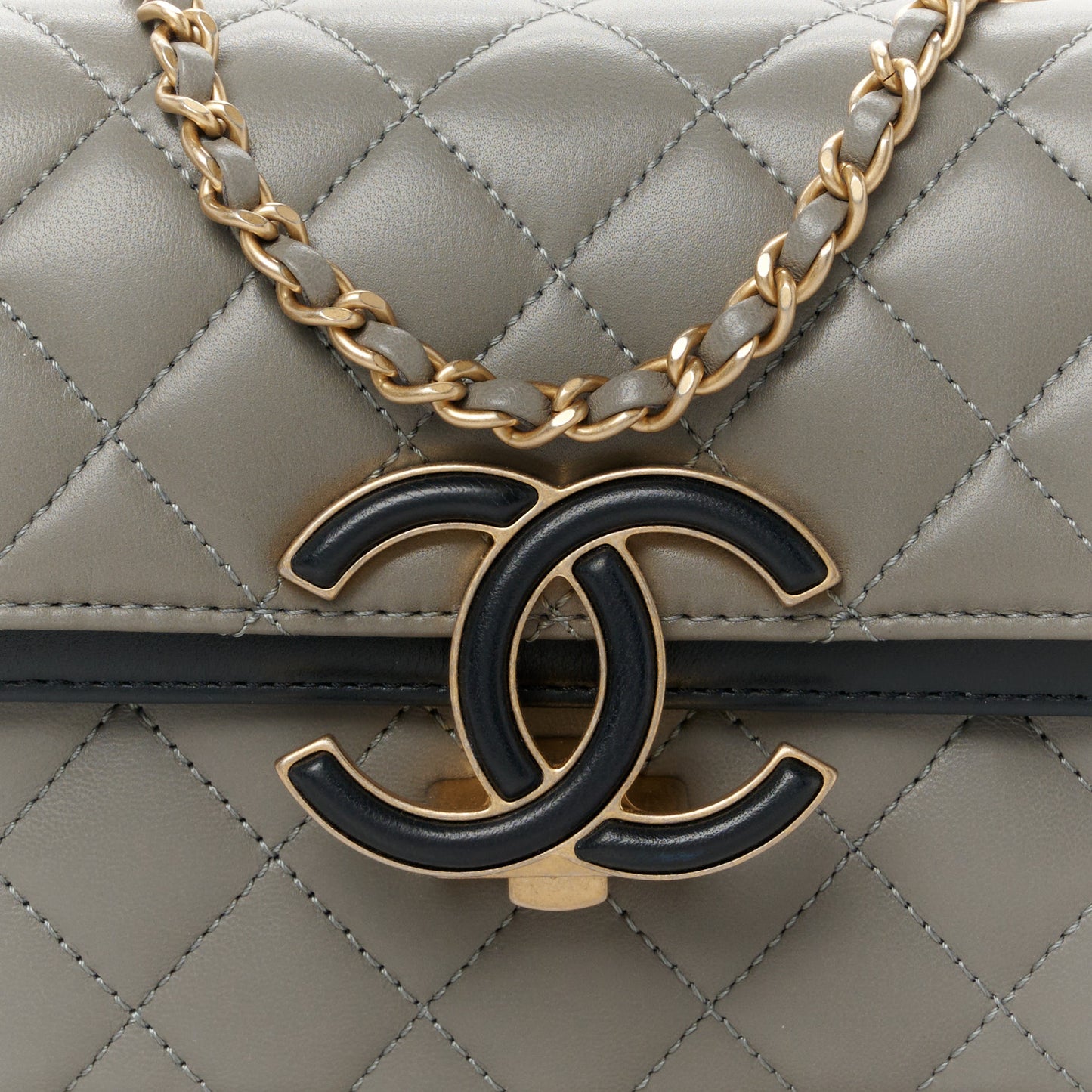 Lambskin Quilted Small CC Chic Flap Grey Dark Navy