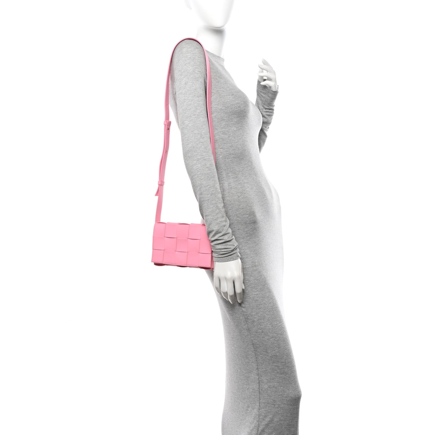 Bottega Veneta Lambskin Maxi Intrecciato Small Cassette Crossbody Bag Ribbon 3 of 11