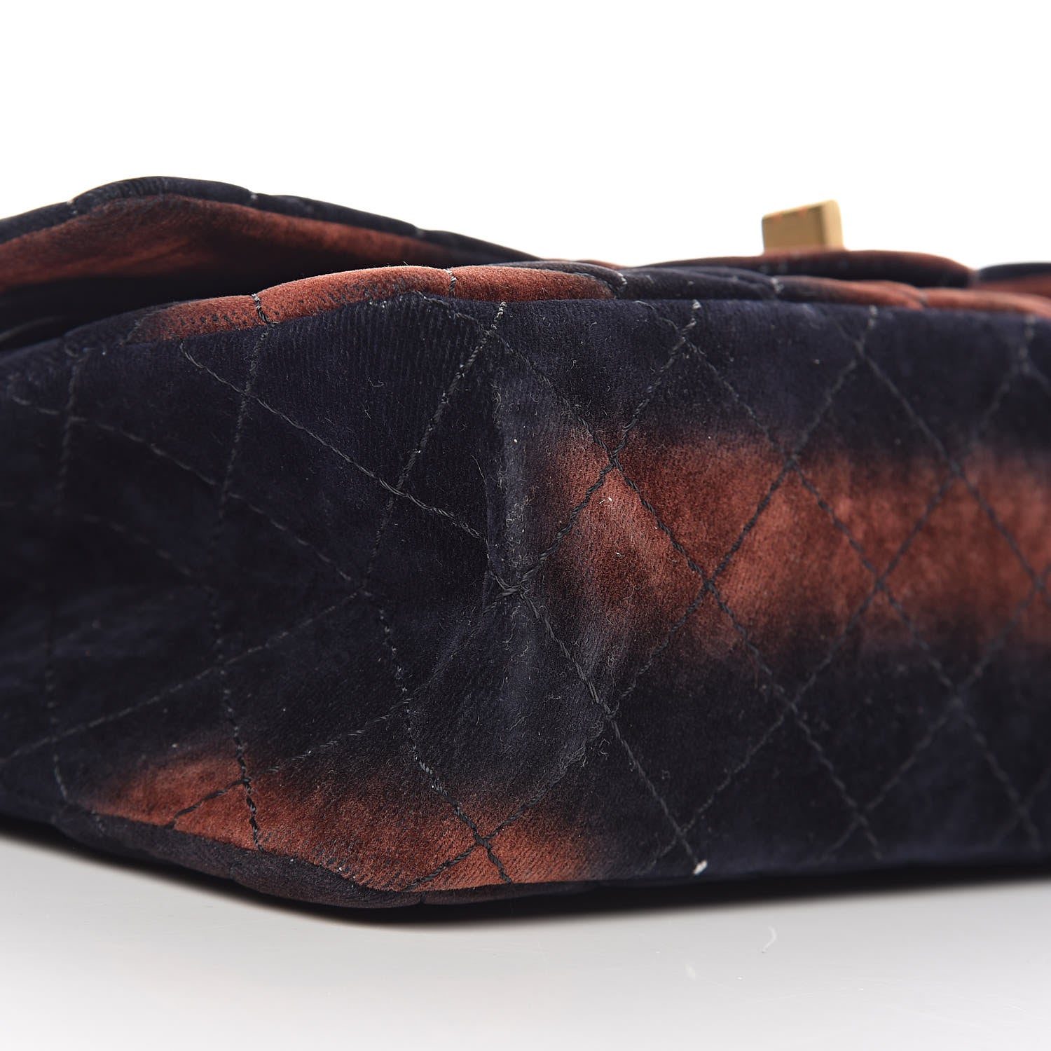 Chanel Ombre Velvet Quilted 2.55 Reissue 225 Flap Navy 9 of 10