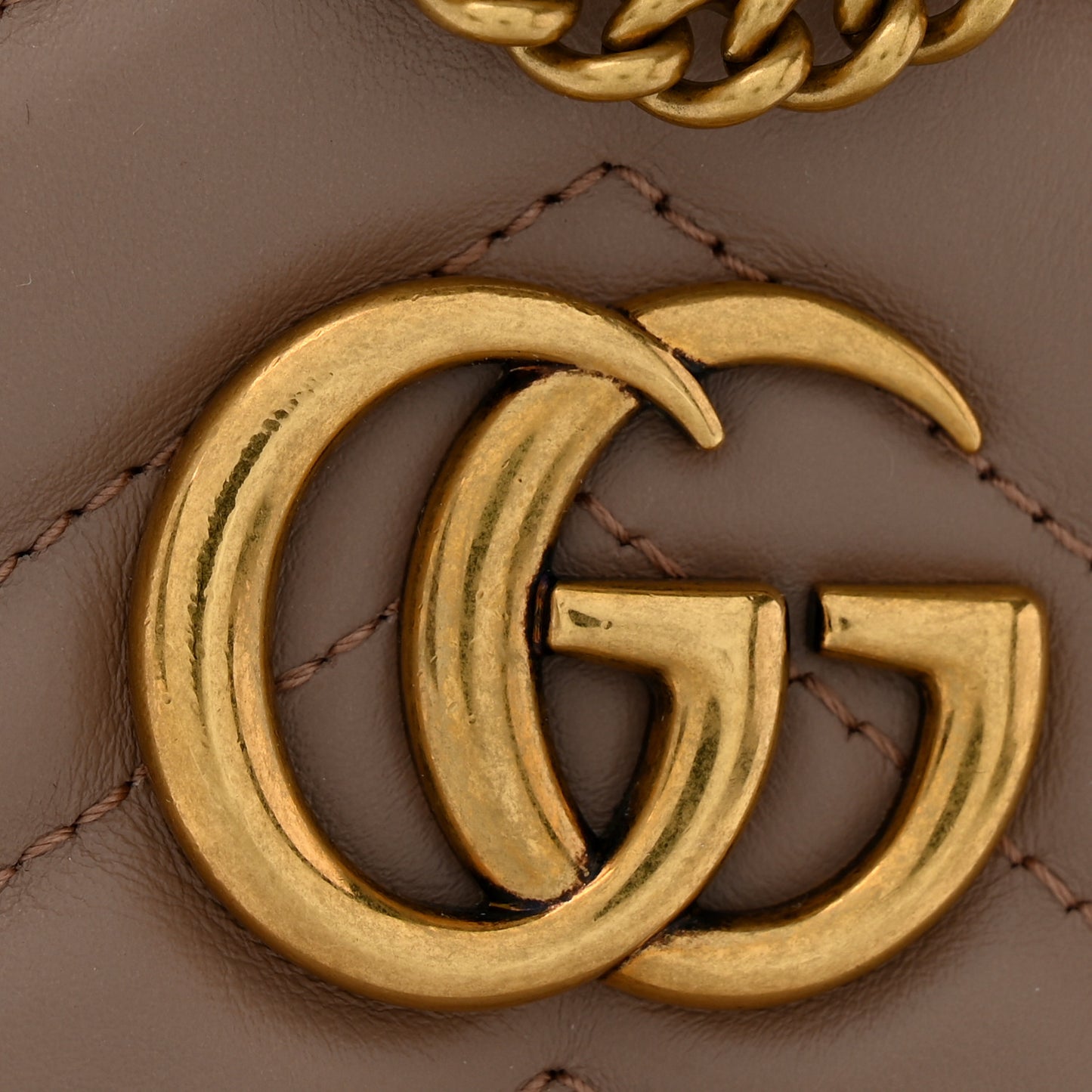 Calfskin Matelasse Mini GG Marmont 2.0 Bucket Bag Porcelain Rose