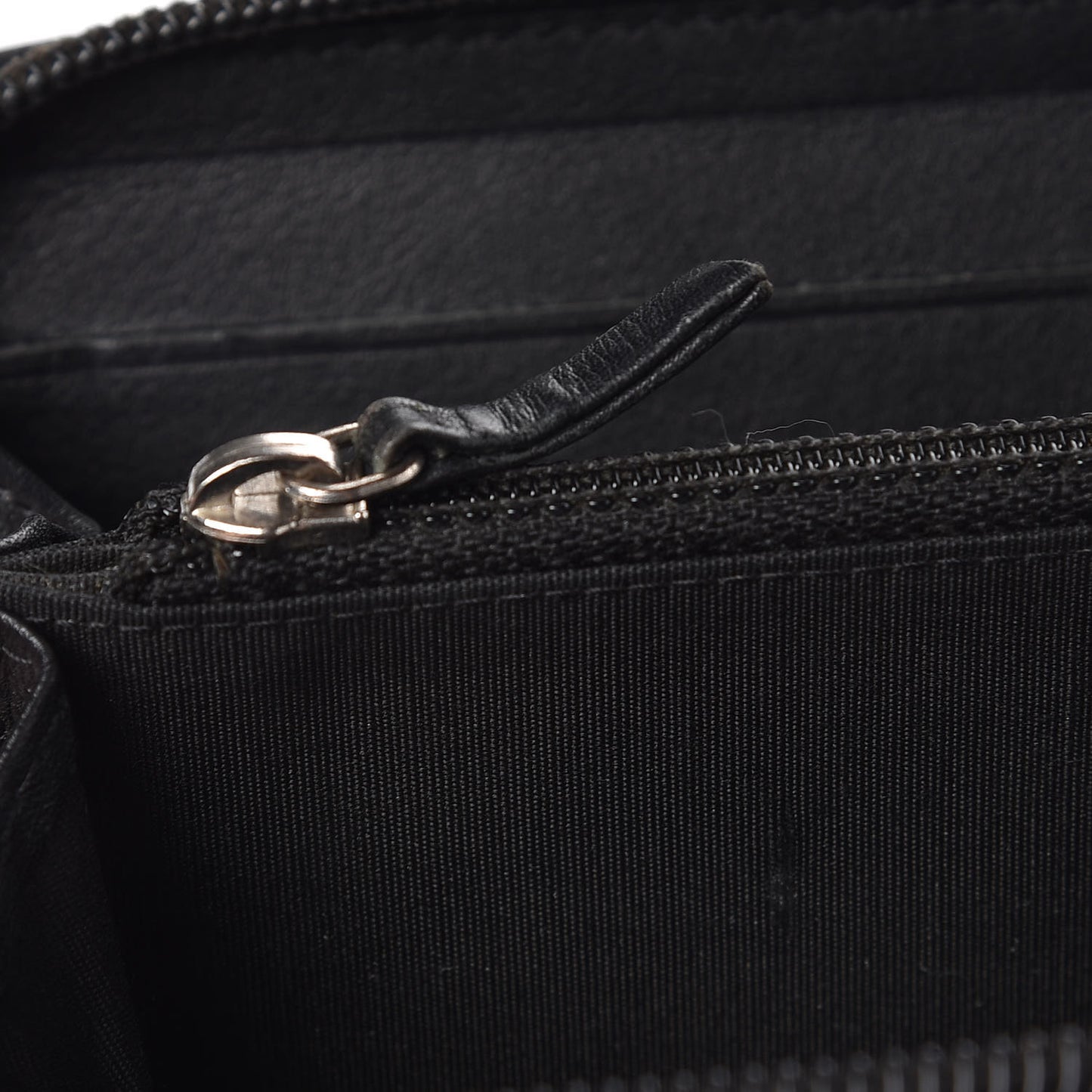 Caviar Timeless CC Zip Around Wallet Black