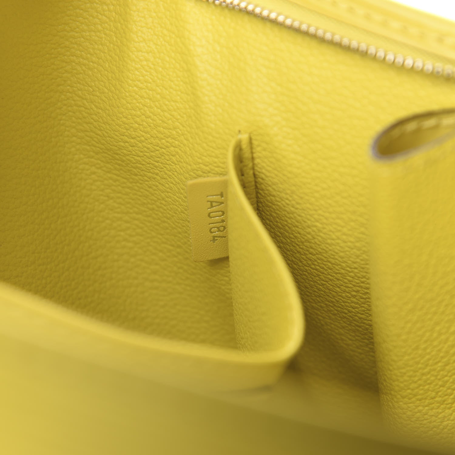 Louis Vuitton Epi Toiletry Pouch 26 Pistache 9 of 10