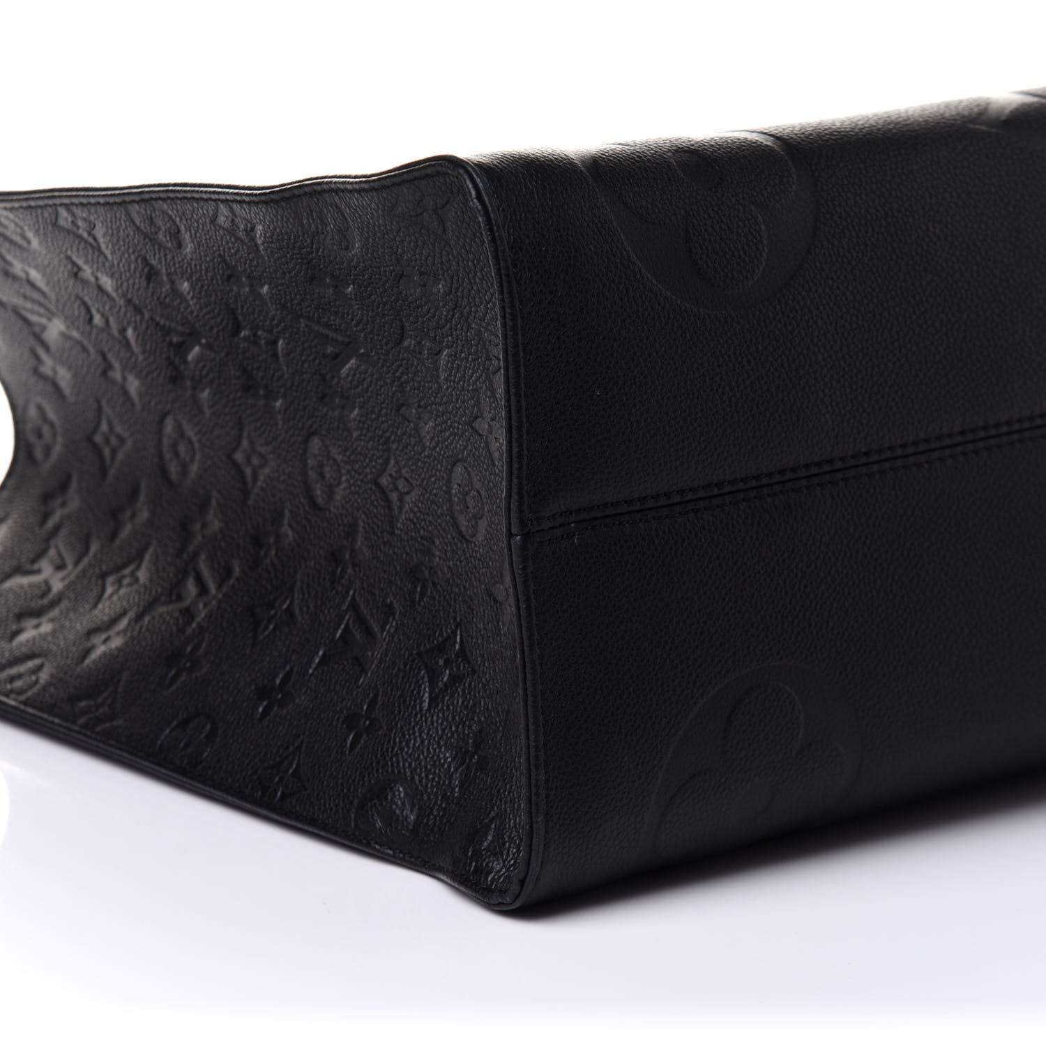 Louis Vuitton Empreinte Monogram Giant Onthego GM Black 8 of 9