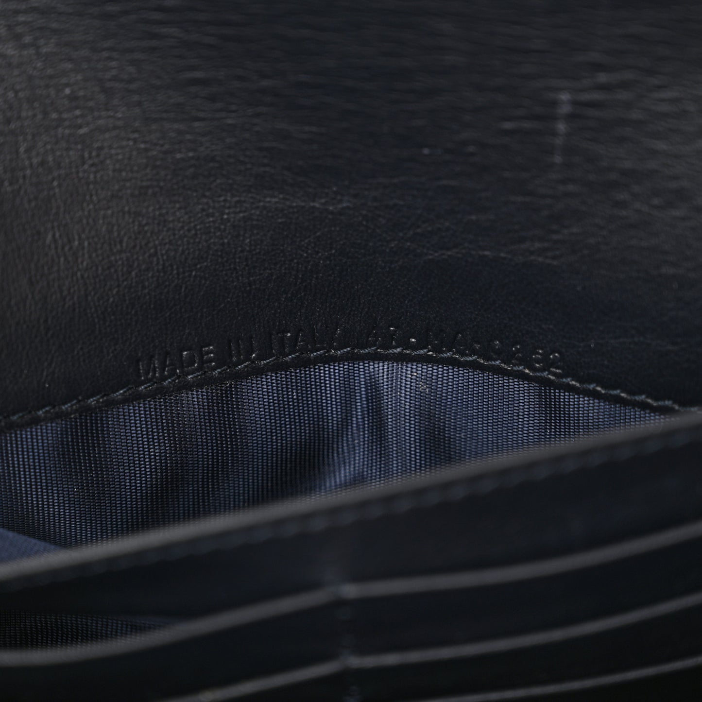 Oblique Saddle Chain Long Wallet Blue