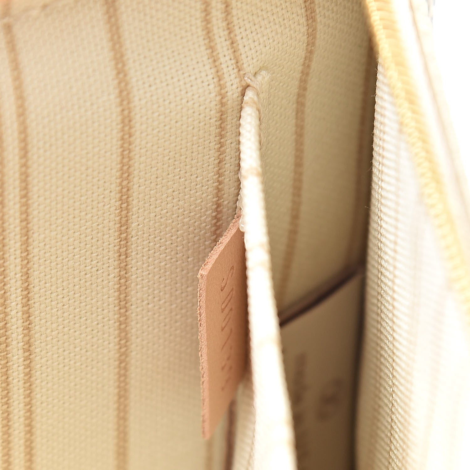Louis Vuitton Damier Azur Neverfull MM GM Pochette 8 of 8